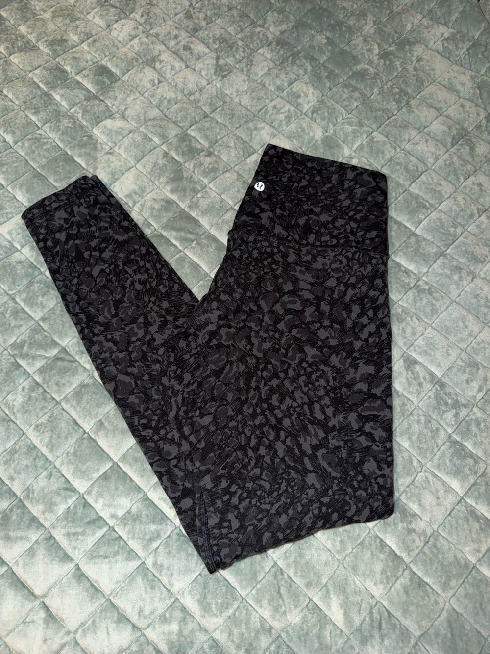 Lululemon Align Hi-Rise 31” inseam - size 8